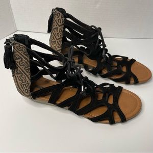 MinnieTonka Women’s Merida II Gladiator Wedge Lace Up Suede Strap Sandal…